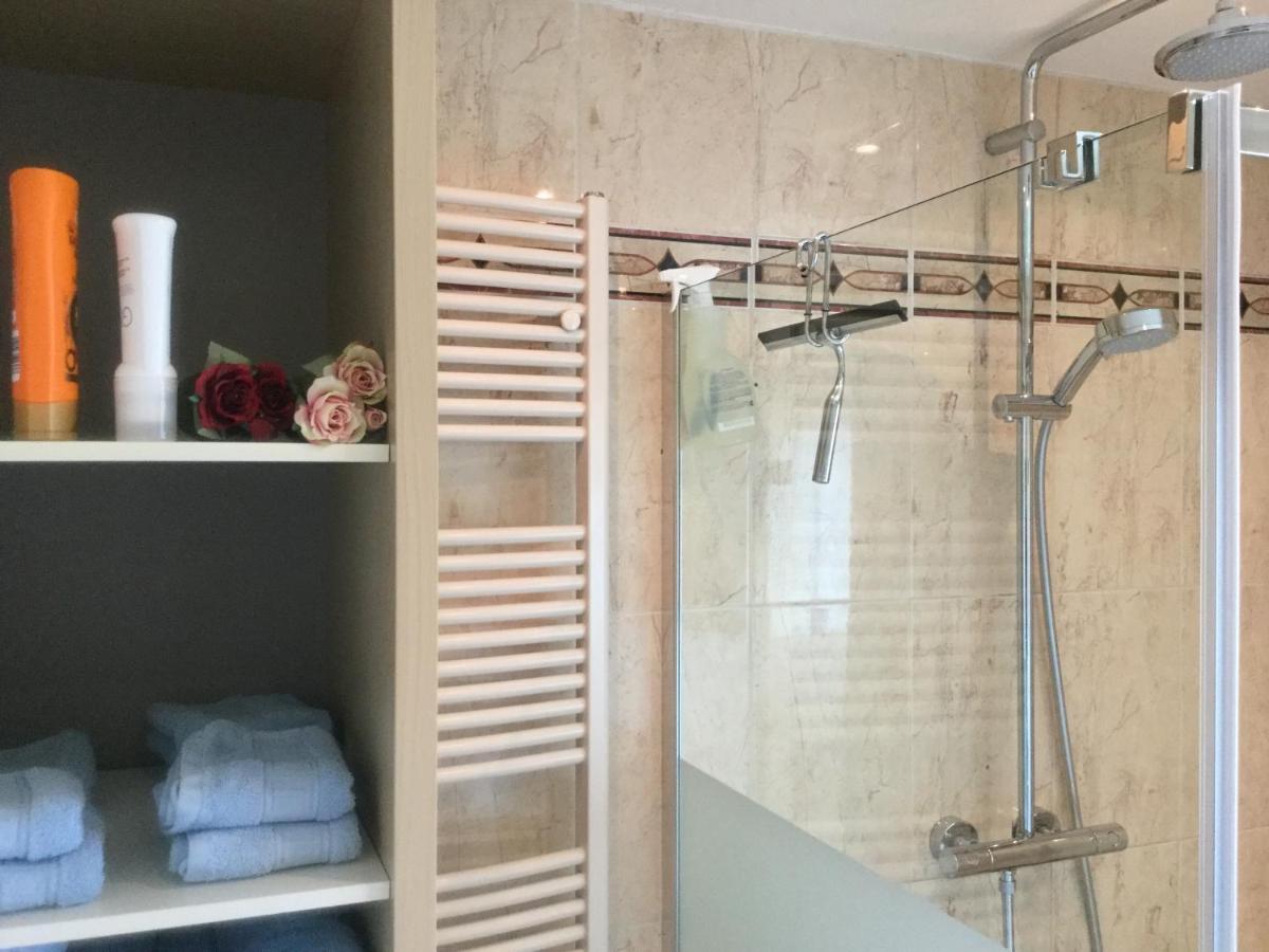 Bed And Breakfast Ineke En John Hoofddorp Exterior foto